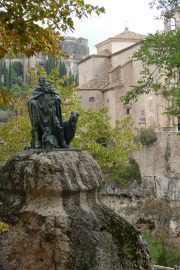 Estatua de las leyendas y misterios de Cuenca